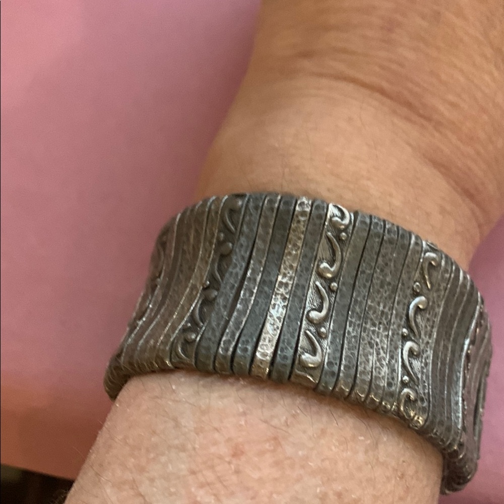 Silver Textured Bracelet - Picture 3 of 13